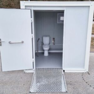 Behinderten Toilette - WC Container mit Rampe - barrierefrei