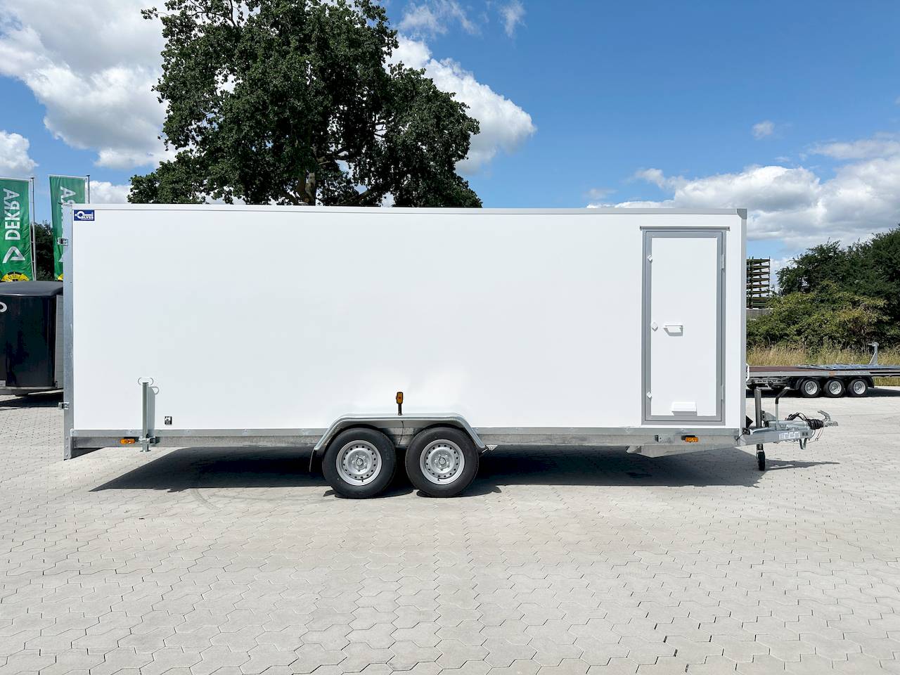 Blyss F3060HT 600x200x200cm 3.500kg | Kofferanhänger