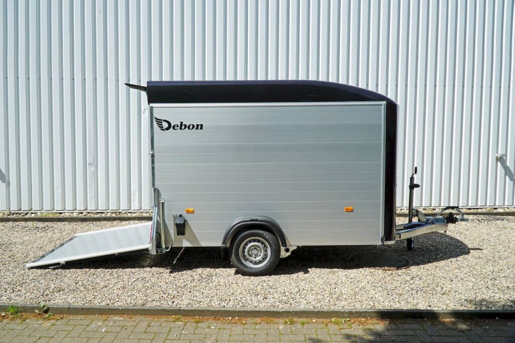 Debon Roadster C300 Alu 303x150x197cm 1.300kg | Kofferanhänger