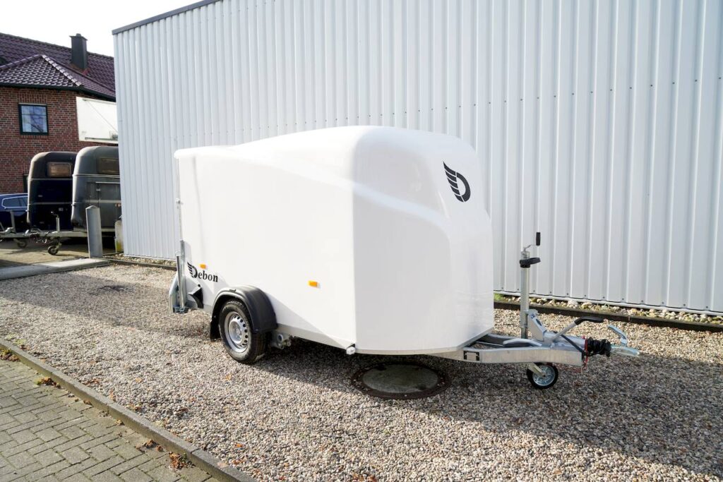 Debon Cargo 300x150x165cm 1.300kg | Kofferanhänger