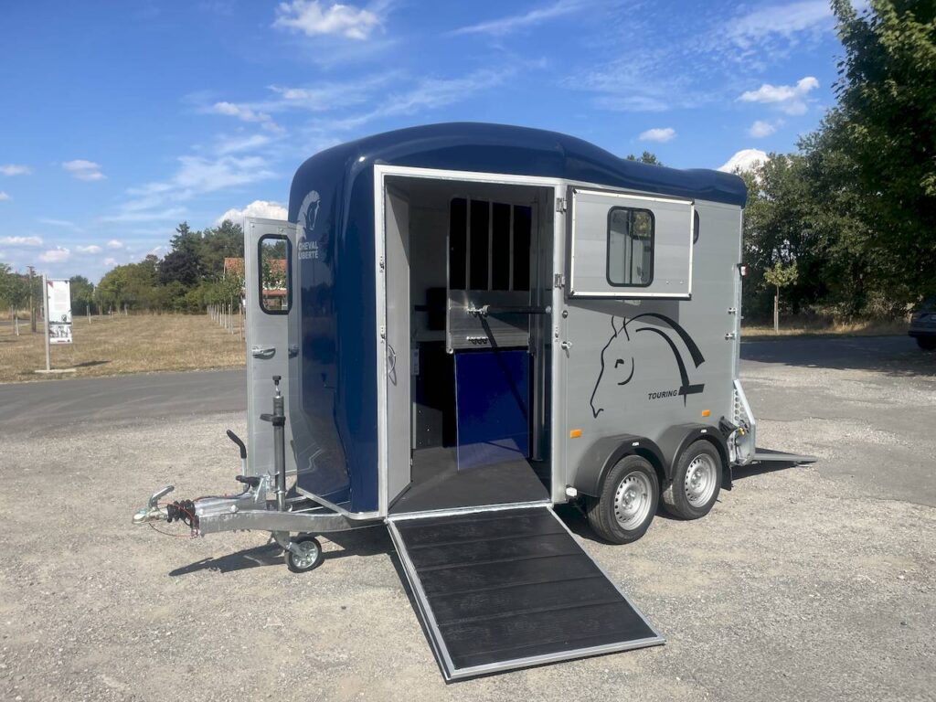 Cheval Liberte Touring Country 320x167x230cm 2.600kg | Pferdeanhänger