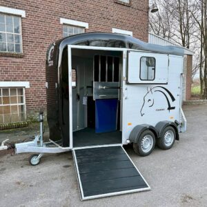 Cheval Liberte Touring Country 320x167x230cm 2.600kg | Pferdeanhänger