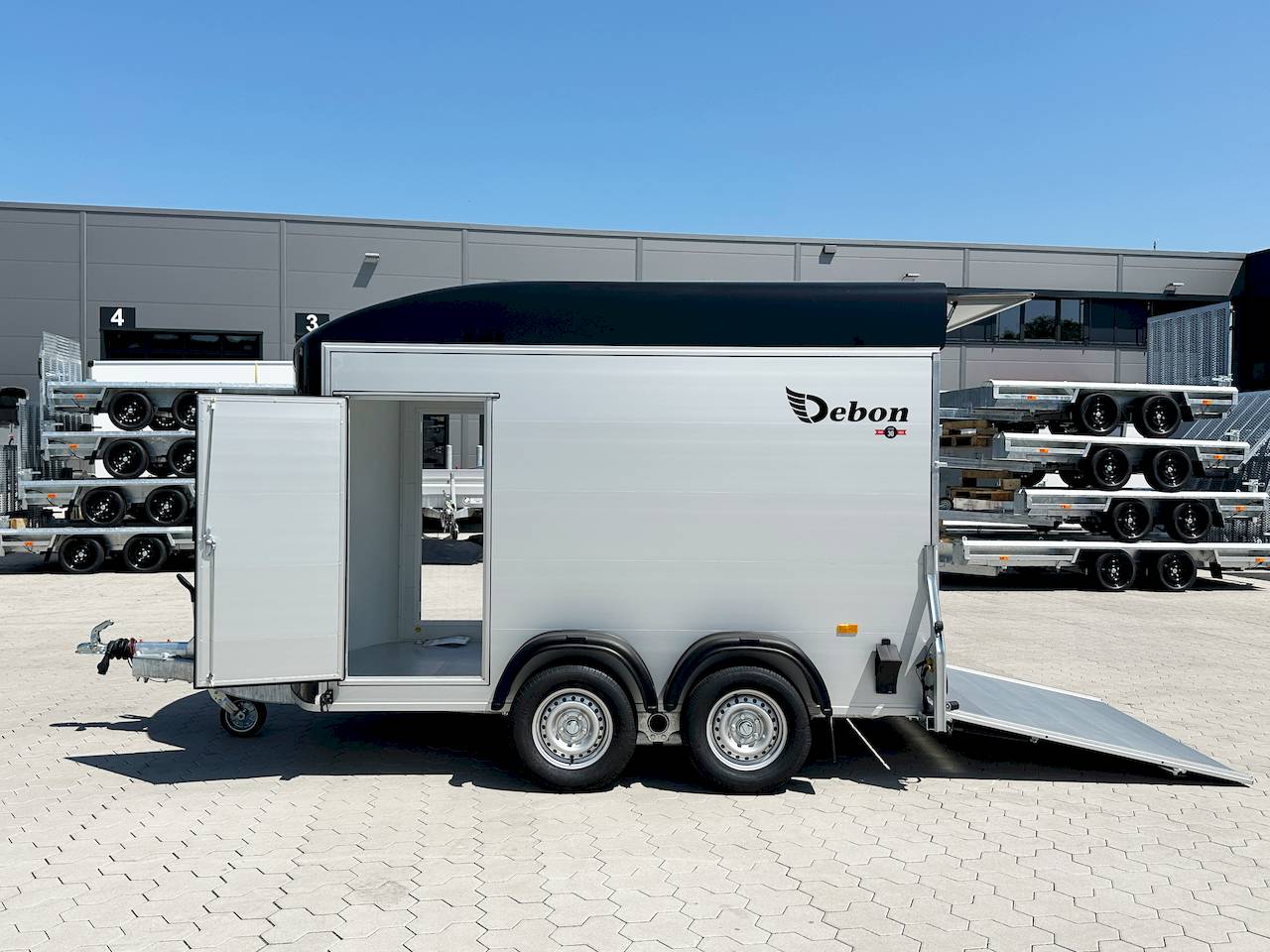 Debon Roadster C500 Alu 313x167x201cm 2.000kg | Kofferanhänger