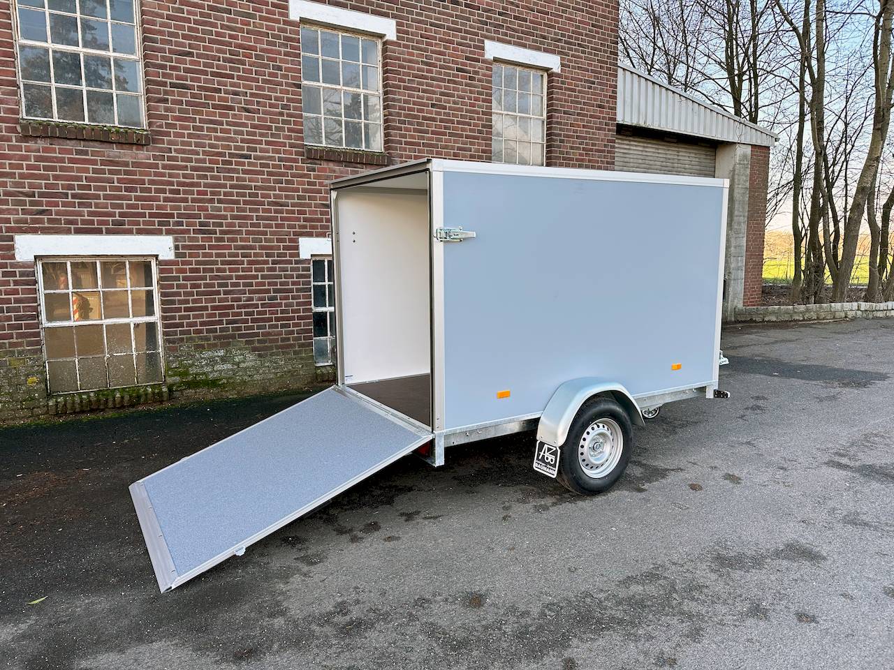 Hapert Trailers Sapphire L-1 250x150x150cm 1.500kg | Kofferanhänger