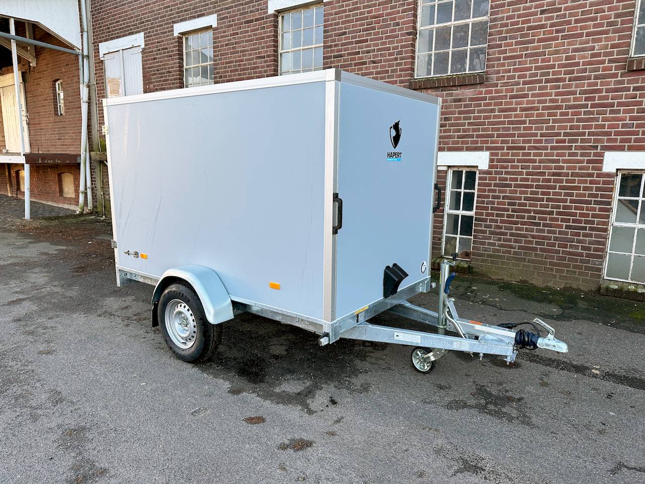 Hapert Trailers Sapphire L-1 250x150x150cm 1.500kg | Kofferanhänger