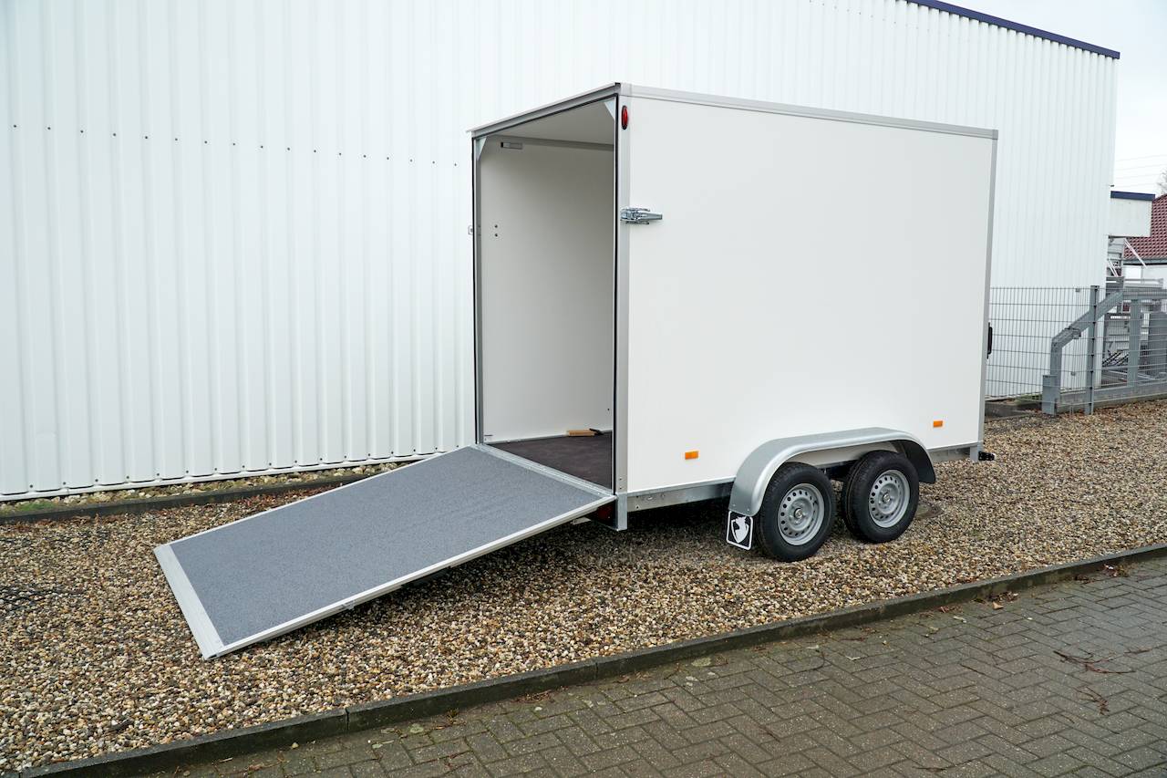 Hapert Trailers Sapphire L-2 300x180x210cm 2.700kg | Kofferanhänger