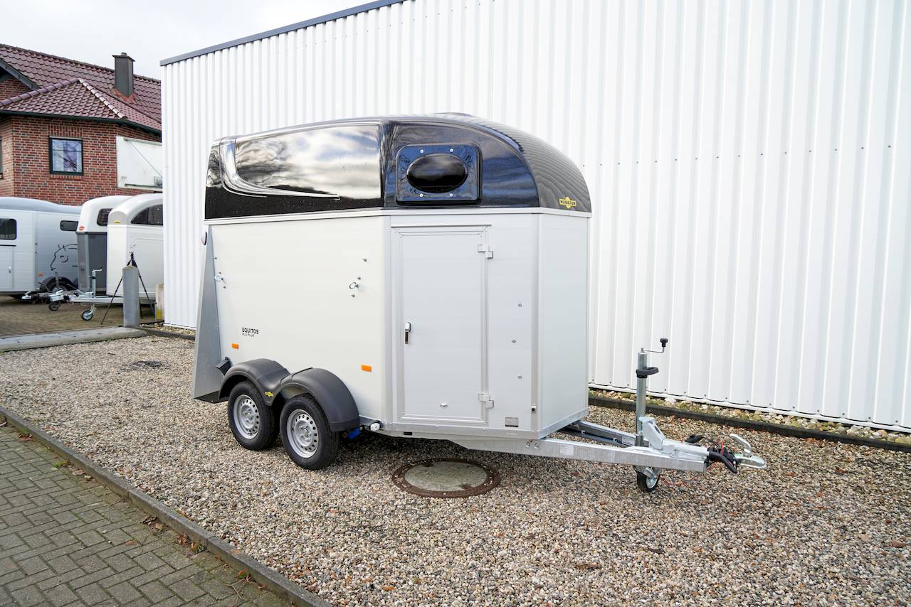 Humbaur Equitos Alu 315x165x230cm 2.400kg | Pferdeanhänger