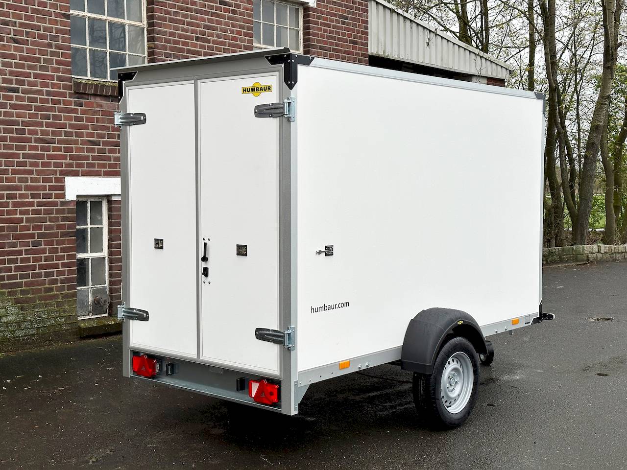 Humbaur HK 133015-18P 304x151x180cm 1.300kg | Kofferanhänger