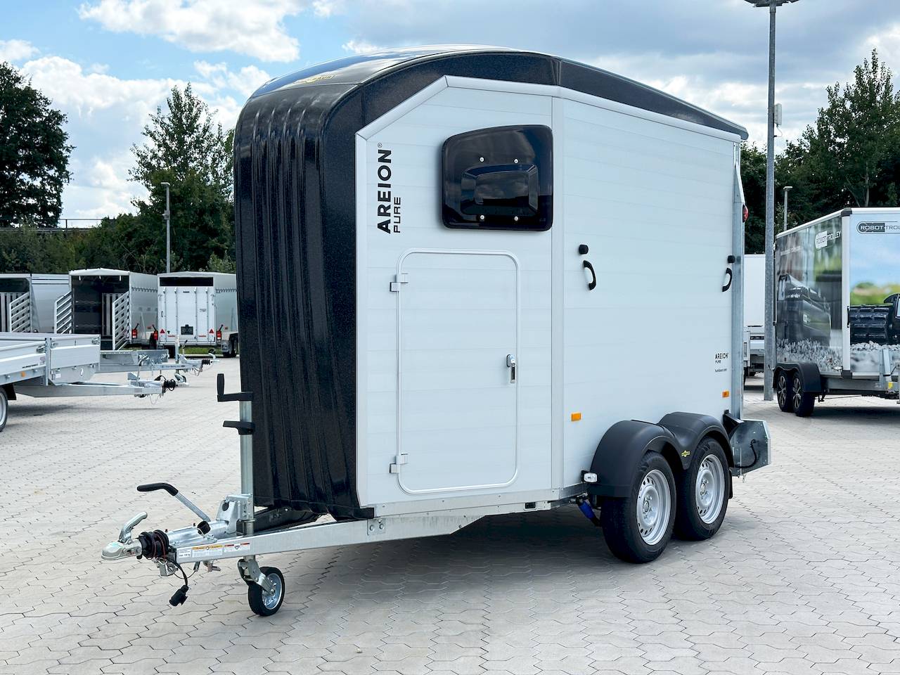 Humbaur Areion Pure 354x171x240cm 2.400kg | Pferdeanhänger