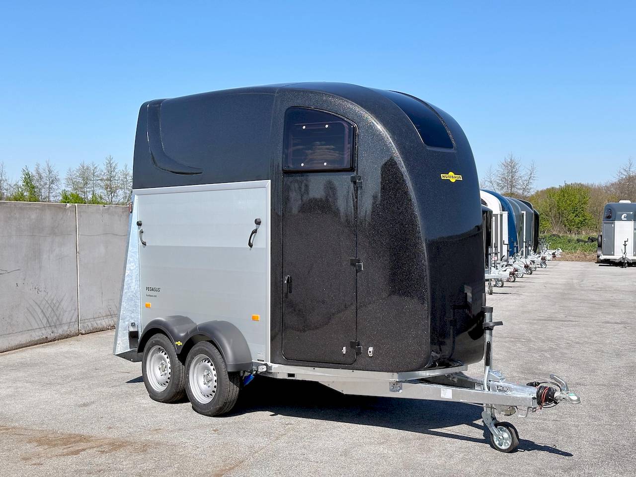 Humbaur Pegasus 346x171x237cm 2.700kg | Pferdeanhänger