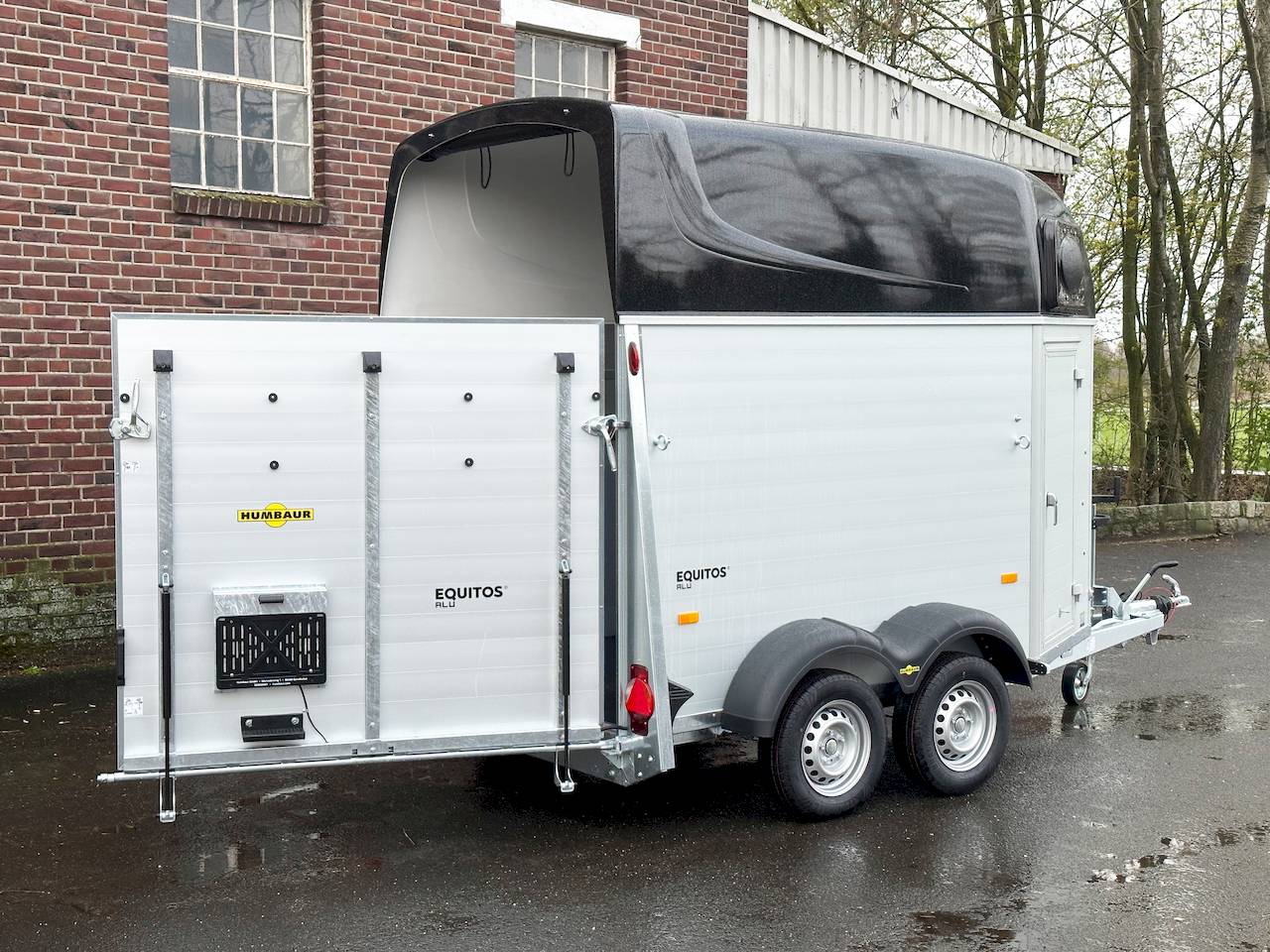Humbaur Equitos Alu 315x165x230cm 2.400kg | Pferdeanhänger