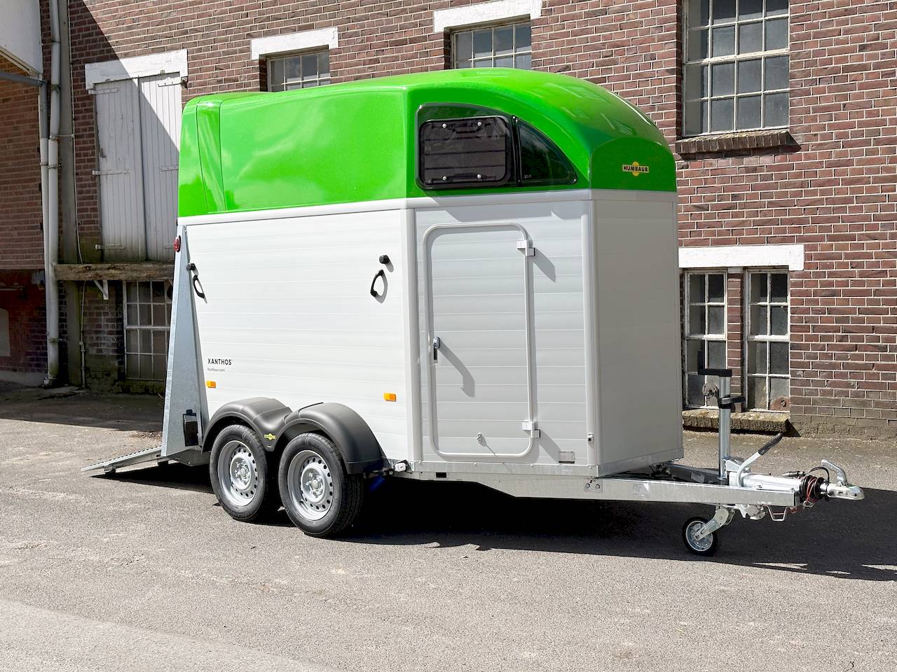 Humbaur Xanthos 315x171x236cm 2.400kg | Pferdeanhänger