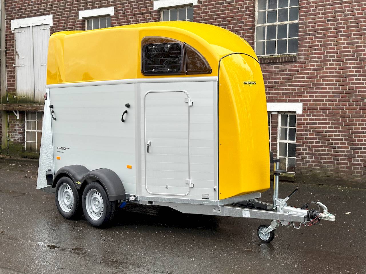 Humbaur Xanthos Aero 344x171x236cm 2.400kg | Pferdeanhänger