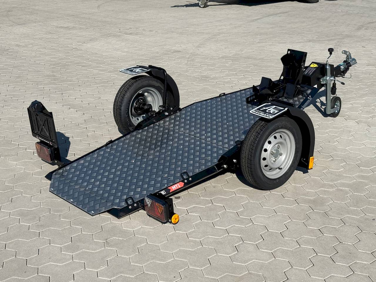 Lorries MT-1 238x104x0cm 750kg | Motorradanhänger