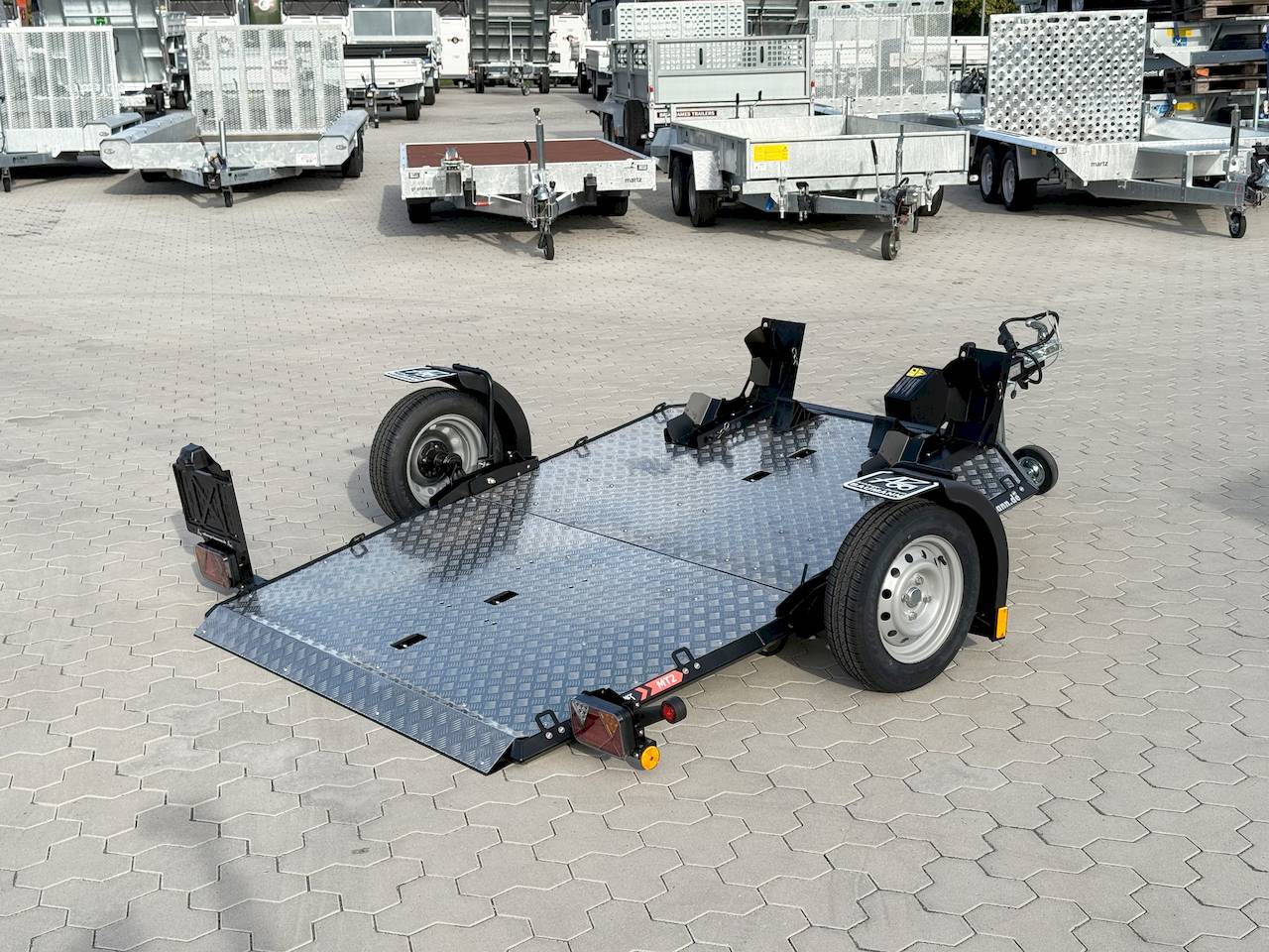 Lorries MT-2 240x174x0cm 750kg | Motorradanhänger