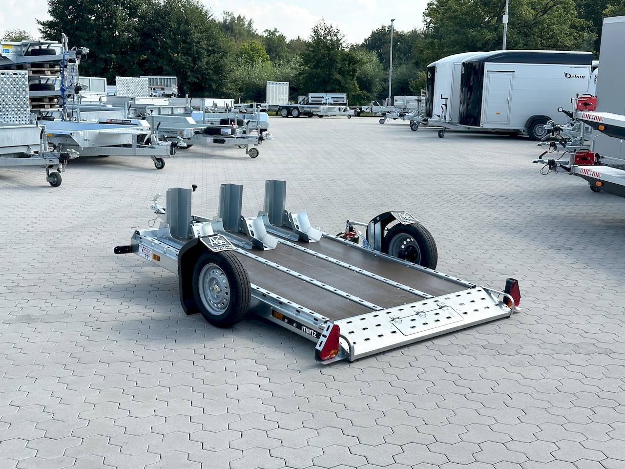 Martz GP ATV 246x160x0cm 750kg | Absenkanhänger