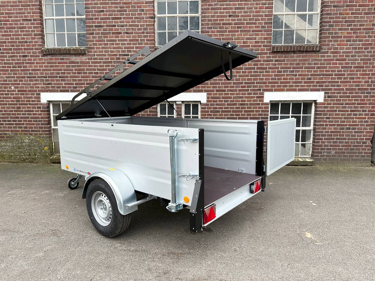 TPV Trailers KT-EB3 243x123x72cm 1.300kg | Deckelanhänger