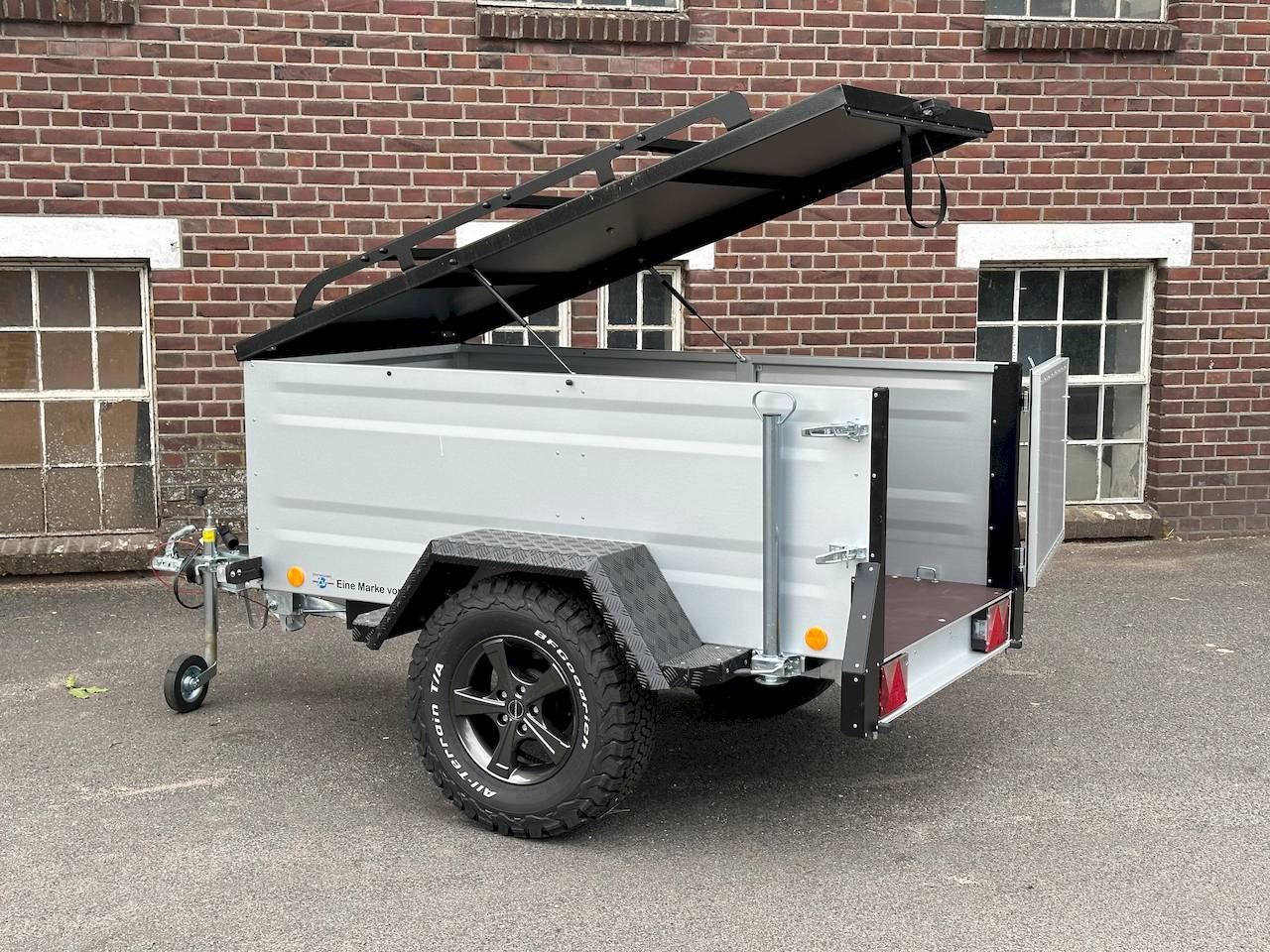 TPV Trailers KT-EB2-Offroad 202x107x72cm 1.000kg | Deckelanhänger