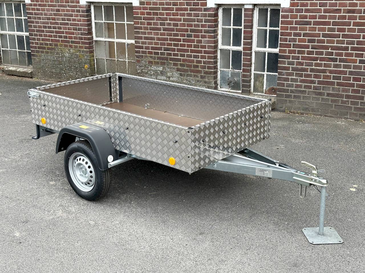 TPV Trailers TL-EU2-AR 202x107x34cm 750kg | Kastenanhänger