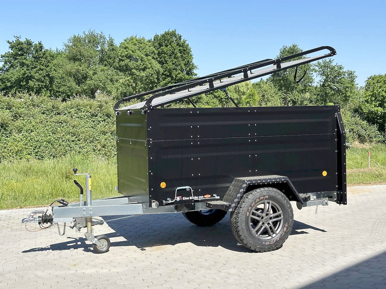TPV Trailers KT-EB3 243x123x72cm 1.300kg | Deckelanhänger