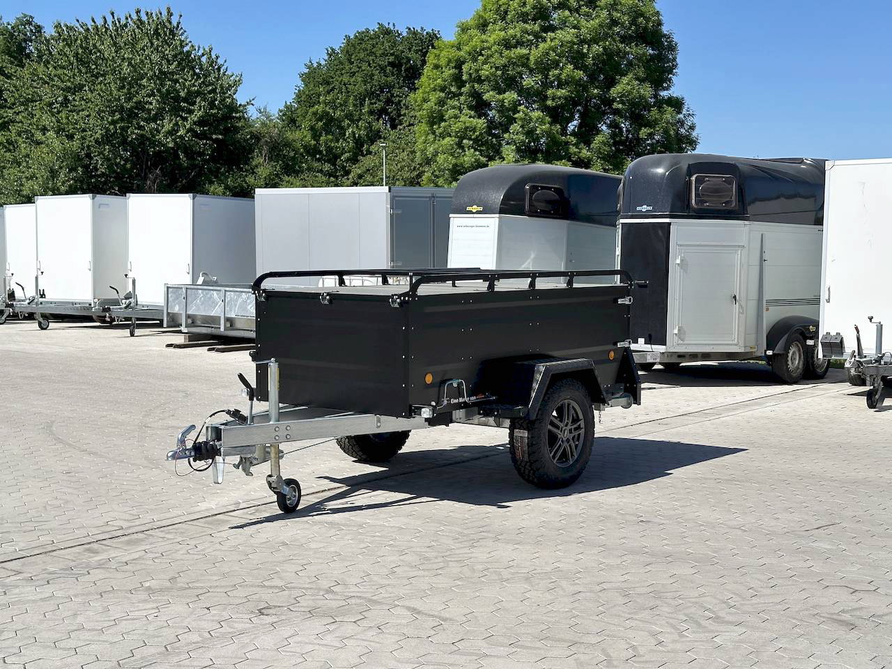 TPV Trailers KT-EB3 243x123x72cm 1.300kg | Deckelanhänger