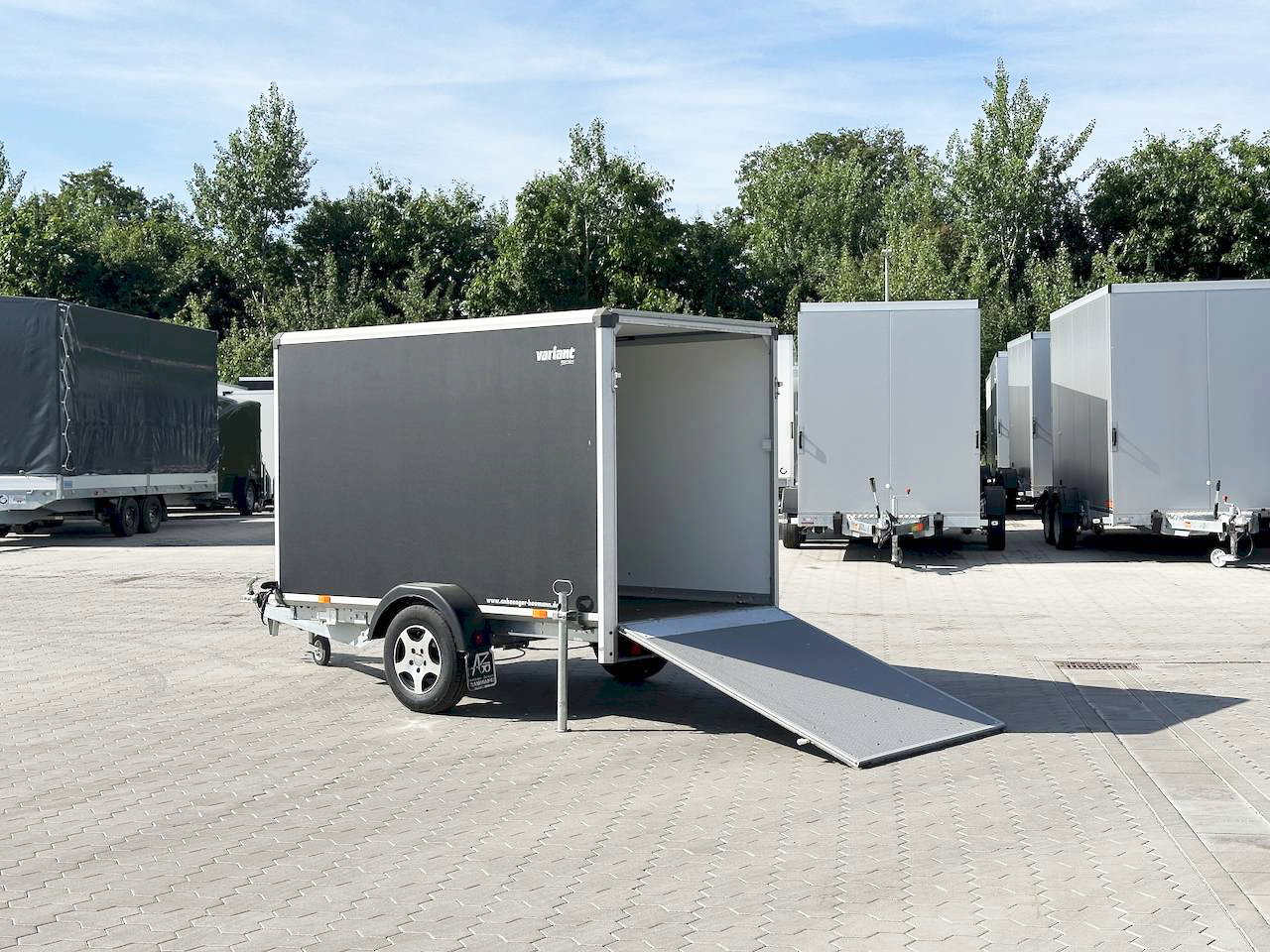Variant 1315 C2 258x148x157cm 1.350kg | Kofferanhänger