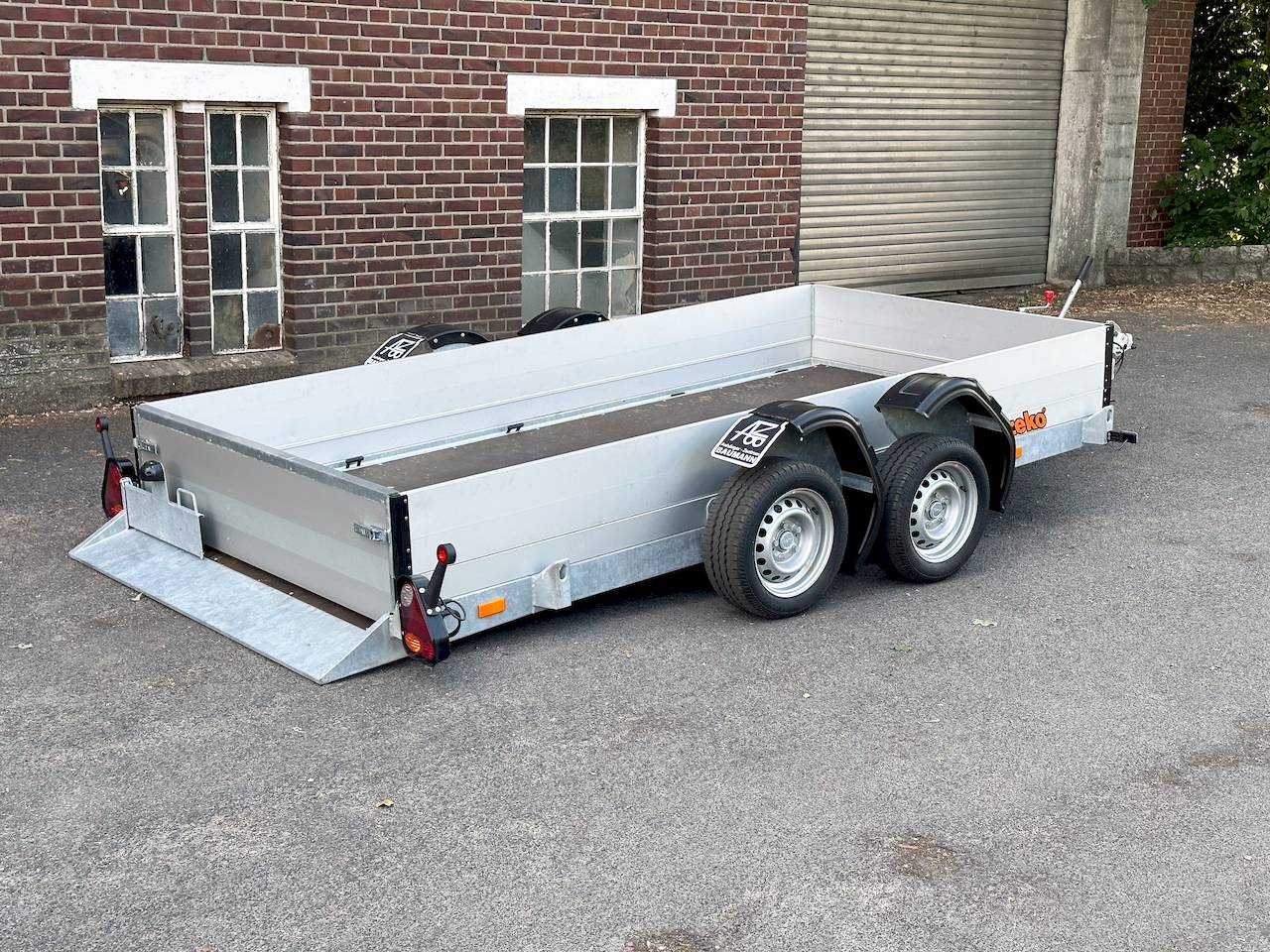 Vezeko Husky FB B 35.35/10 345x162x35cm 3.500kg | Absenkanhänger