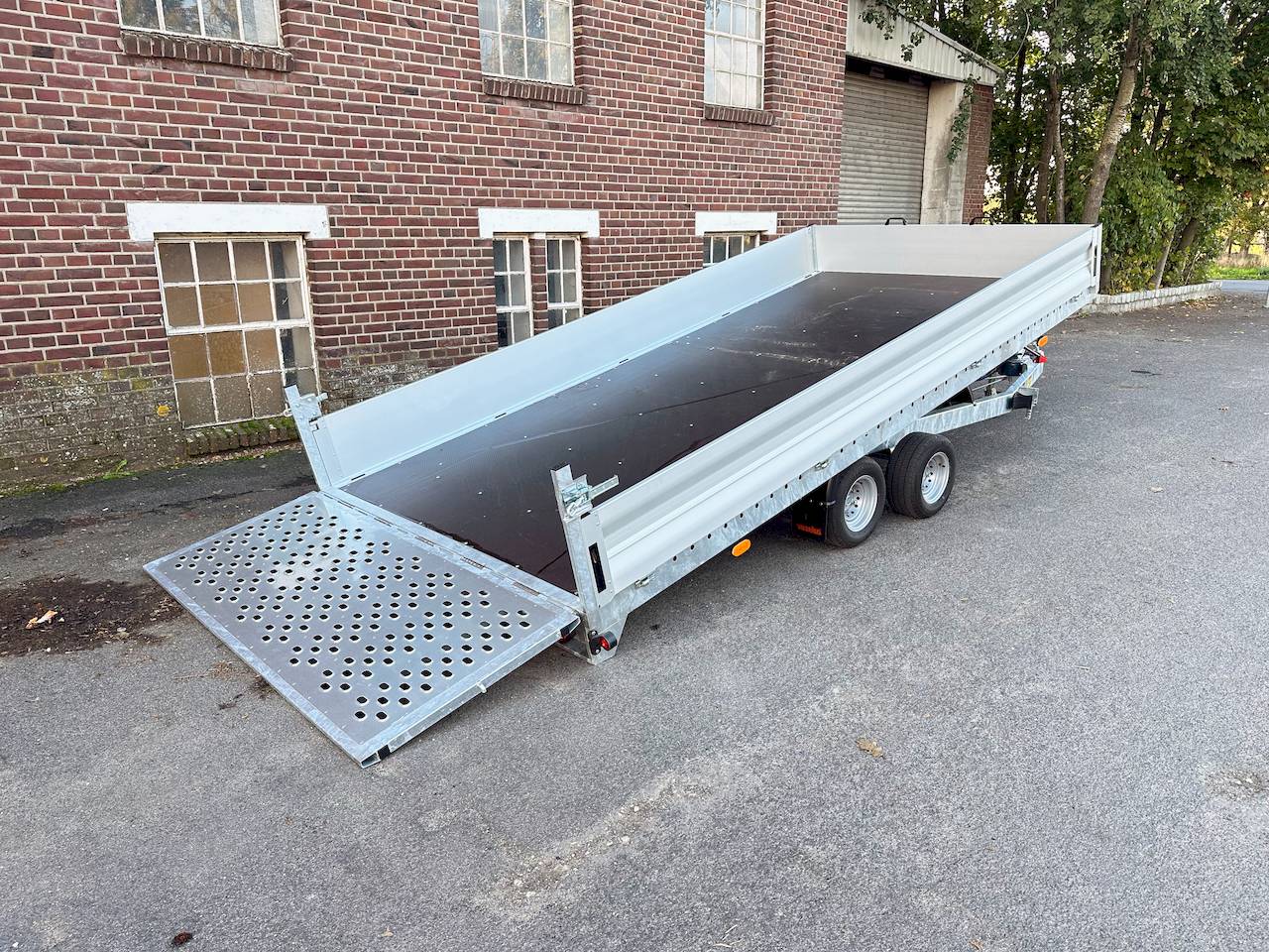 Vezeko Jumbo 30.43 430x210x35cm 3.000kg | Baumaschinenanhänger
