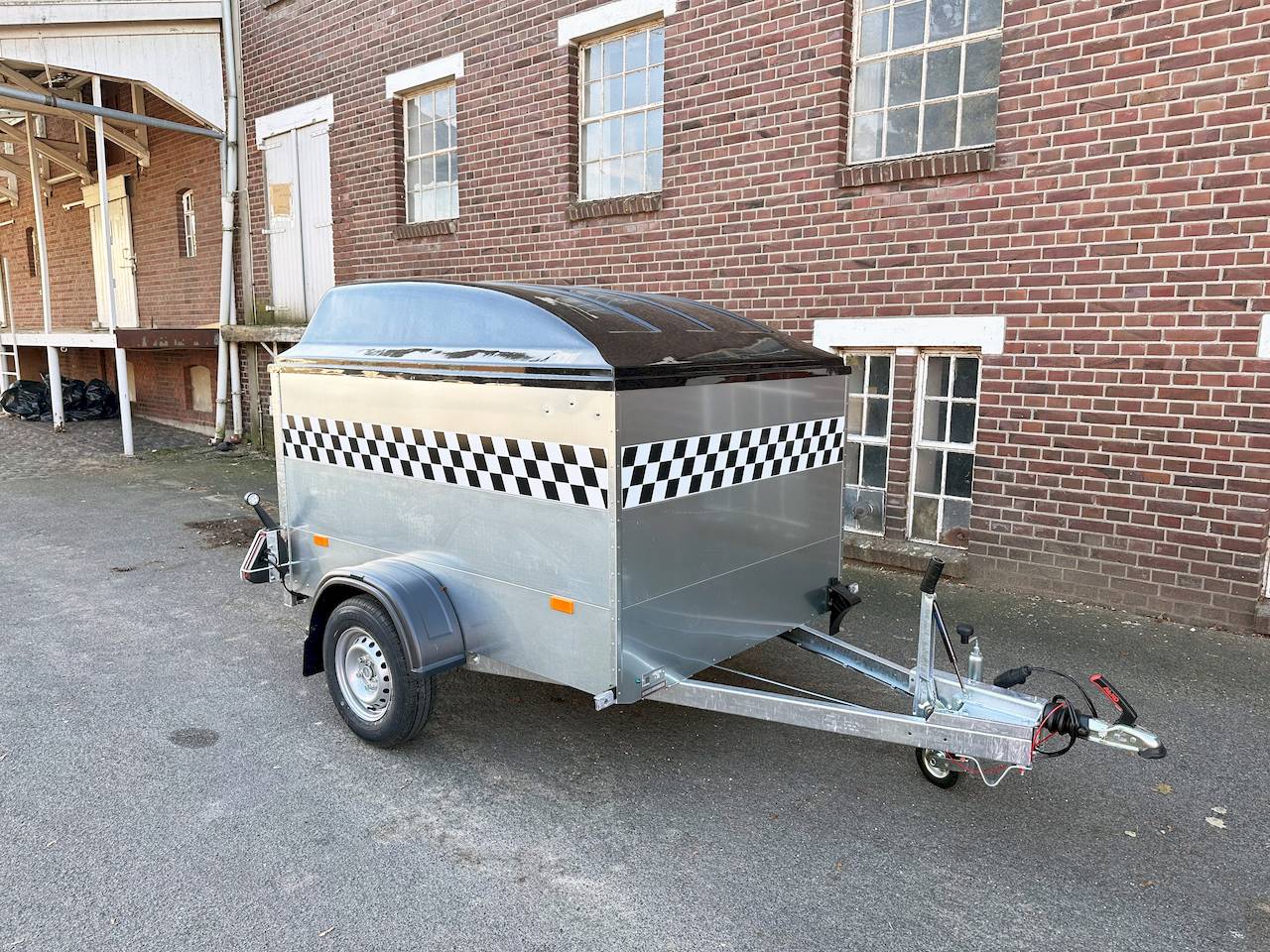 Vezeko Kart 2 206x150x130cm 1.300kg | Spezialanhänger