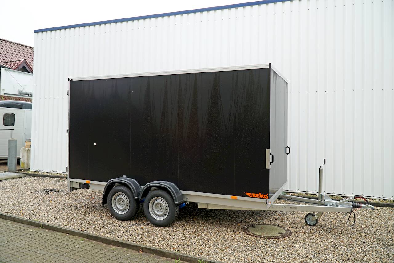 Vezeko TK C 405x184x205cm 2.700kg | Kofferanhänger