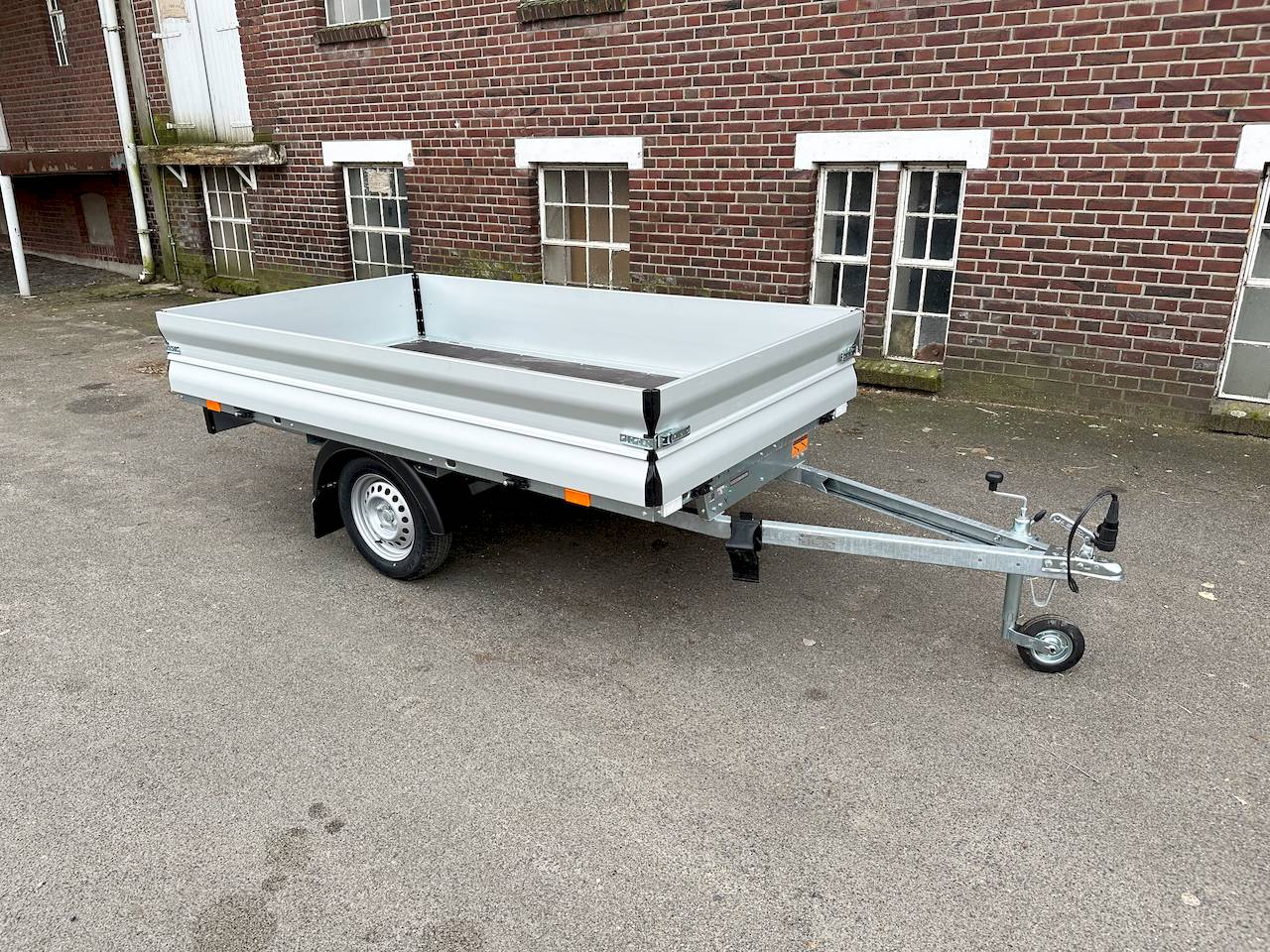 Vezeko TITBIT 260x142x35cm 750kg | Hochlader