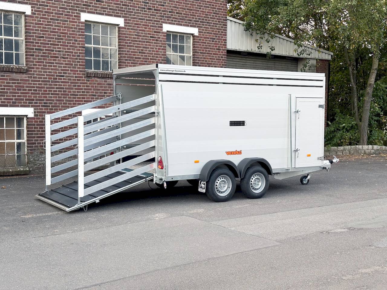 Vezeko VT 3500 400x170x188cm 3.500kg | Viehanhänger